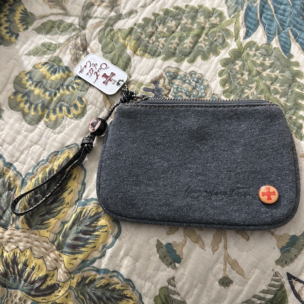 FuzzyNation purse - Picture 2 of 2